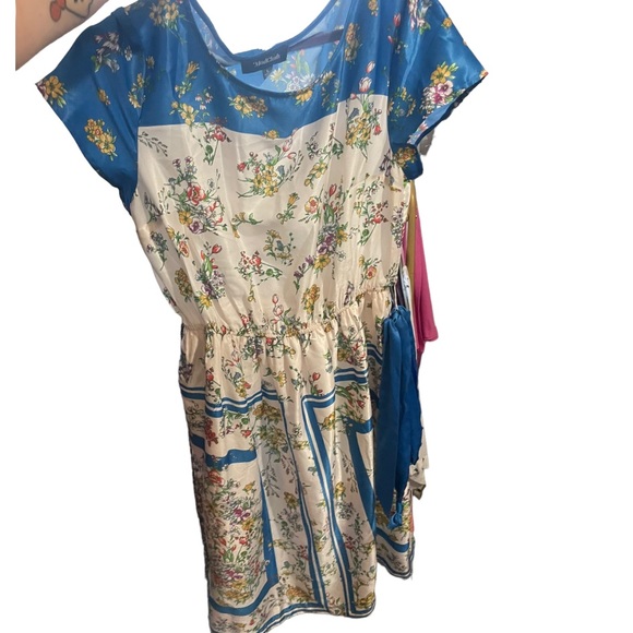 ModCloth Women's Sunlit Reverie Blue Short Sleeve Floral Dress Size Large - Picture 5 of 5